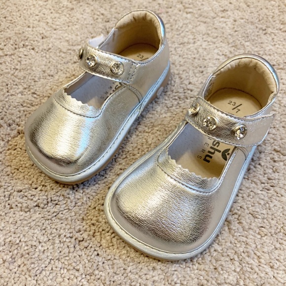 Mooshu squeakers Mary Janes silver rhinestones - Picture 2 of 5